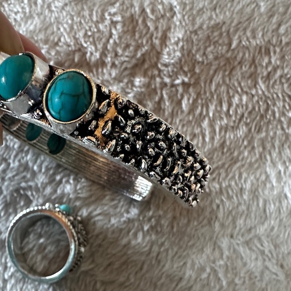 Silver and Turquoise Bracelet and Ring Set - Picture 6 of 6